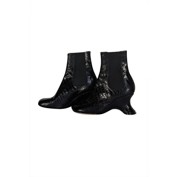 A.W.A.K.E. Mode - Black Croc Embossed Sculptured Like Heel Short Boots Sz 5.5 - Picture 3 of 4